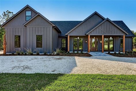 One Level House Exterior, Single Level Home Exterior, One Level Lake House, One Level Homes Simple, Dark House Exterior Single Story, Single Storied House Design, Skyline Manufactured Homes, One Level Homes, Contemporary Family Room