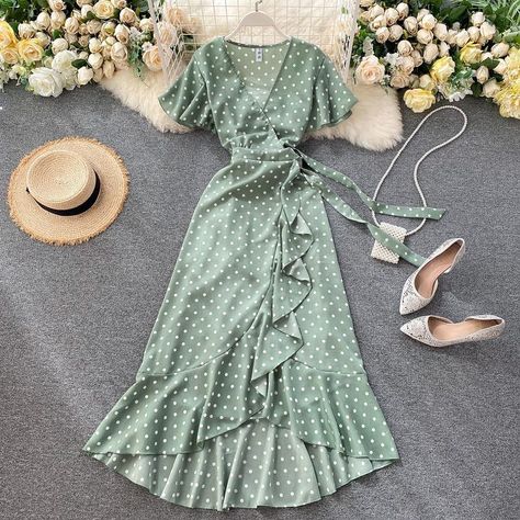 Polka Dot Dress Summer, Polka Dot Midi Dress, Ruffle Wrap Dress, Mini Dress Formal, Formal Dresses For Women, Green Midi Dress, Summer Clothes, Modest Dresses, Glamorous Evening Gowns