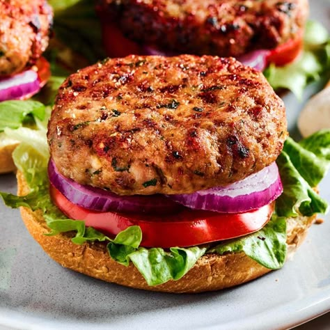 Turkey Burger Recipes Healthy, Homemade Turkey Burgers, Homemade Turkey Sausage, Ground Turkey Burgers, Air Fryer Turkey, Braised Chicken Breast, Turkey Patties, Turkey Breakfast, Turkey Burger Recipes