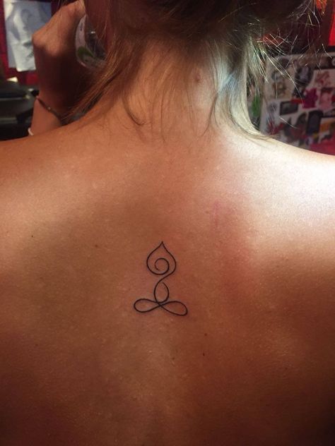 Yoga tattoo. Find what feels good. Yoga with adriene. Yoga Inspired Tattoos, Yoga Tattoos For Women, Yogi Tattoo, Yoga Tattoos, Nail Piercing, Yoga With Adriene, Neck Yoga, 30 Day Abs, Stomach Tattoos