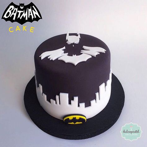 Super Hero Cake Ideas, One Direction Cakes, Super Hero Cake, Hero Cake, Lego Invitations, Easy Minecraft Cake, City Cake, Superhero Birthday Cake, Batman Theme