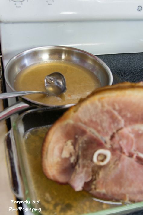 Just in time for Easter.      Growing up anytime my family had a cooked ham…We’d have ham gravy. I thought this was a normal American T... Easy Ham Gravy, Ham Gravy Recipe, Ham Gravy, Homemade Gravy Recipe, Cooked Ham, Hp Sauce, Good Gravy, Easy Ham, Homemade Gravy