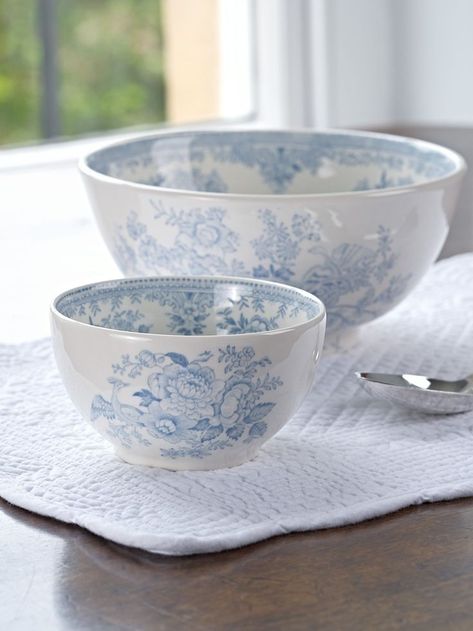 Soft Blue Flowers, Blue And White Dinnerware, Blue Blanc, Blue Dishes, Blue Dinnerware, Blue Cottage, Footed Bowl, Vintage Bowls, Blue And White China