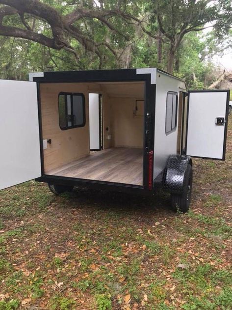 Aksesoris Jeep, Mini Campers, Cargo Trailer Camper Conversion, Homemade Trailer, Small Camper Trailers, Small Camping Trailer, Homemade Camper, Teardrop Campers, Trailer Conversion