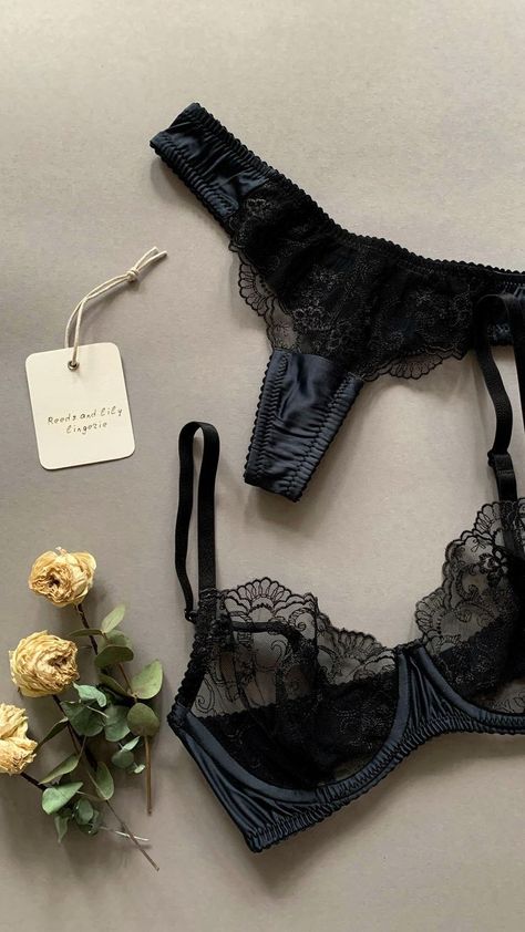 Lingerie Aesthetic, V Model, Home Wear Women, Homewear Woman, Lingerie Inspiration, Homewear Fashion, Cute Lingerie, Lingerie Outfits, Home Wear