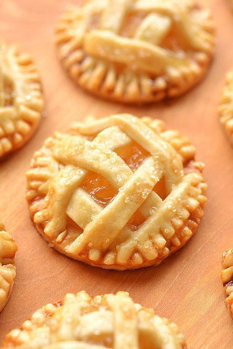 Small Pies, Mini Apple Pies, Warm Apple, Apple Pies, Mini Apple, Apple Pie, Pie