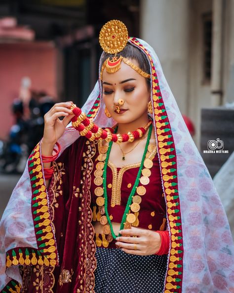 Rai Dress Nepali, Teej Festival Outfits, Limbu Dress, Nepali Bride, Cultural Aesthetic, Nepal Clothing, Eid Photoshoot, Teej Festival, Eid Photoshoot Ideas