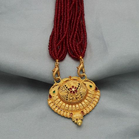 Gold Plated Pendant Necklace For Puja, Puja Pendant Locket Jewelry, Durga Maa Pendant, Durga Maa Locket Design Gold, Narasimha Swamy Gold Pendant, Janmashtami Wishes, 22k Gold Bangles, Durga Images, Neck Pieces Jewelry