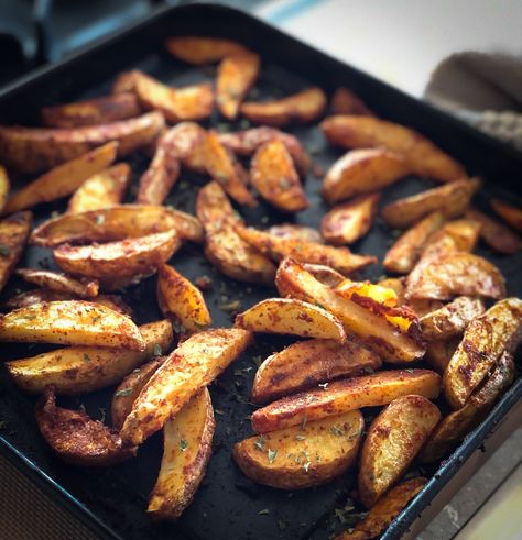 Peri Peri Potatoes, Potato Snack, Cheese Wedge, Potato Snacks, Potato Recipes Side Dishes, Peri Peri, Tater Tots, Cardamom Powder, Potato Wedges