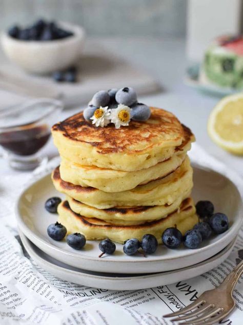 Lemon Mascarpone Pancakes, Mascarpone Breakfast Recipes, Mascarpone Cheese Recipes, Mascarpone Breakfast, Recipes With Mascarpone, Flat Pancakes, Marscapone Recipes, Mascarpone Pancakes, Lemon Marscapone