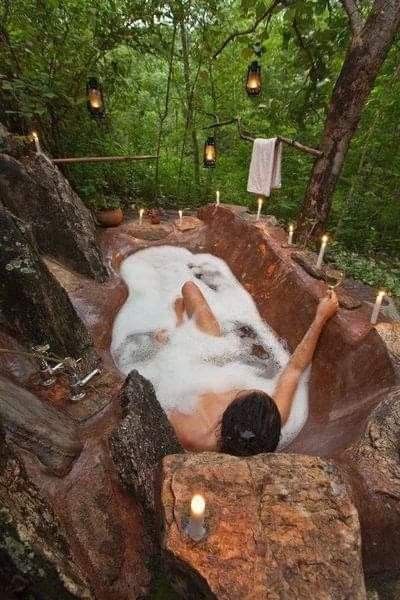 Outdoor Shower Aesthetic, Outdoor Bathtub, Outdoor Bath, Have Inspiration, Earthship, Outdoor Shower, On The Side, My Dream Home, Future House