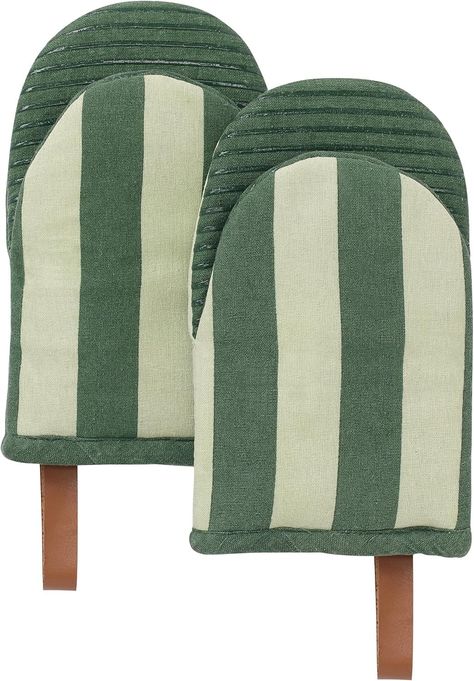 Amazon.com: Folkulture Mini Oven Mitts Heat Resistant 5" x8", Set of 2 Short Oven Mitts with Hanging Loop, 100% Cotton Oven Gloves or Kitchen Mittens, Small Oven Mitt Set or Silicone Oven Mits (Matcha) : Home & Kitchen Kitchenaid Oven, Kitchen Mittens, Oven Mits, Small Oven, Silicone Oven Mitt, Mini Oven, Oven Gloves, Mittens Pattern, Oven Glove