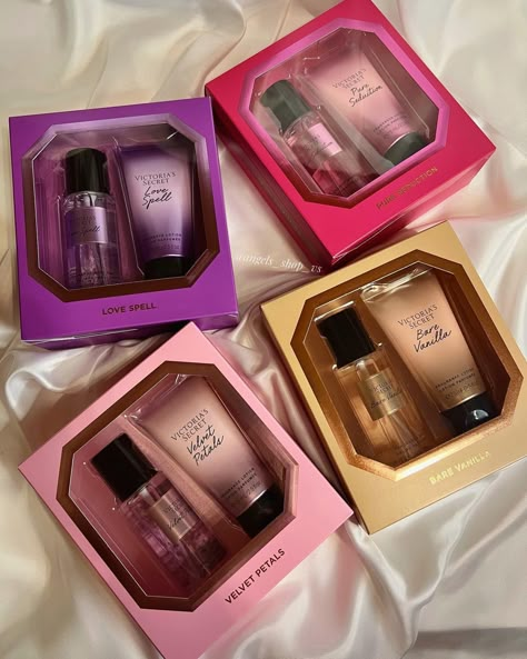 Victoria Secret Perfume Set, Victoria Secret Perfume Collection, Victoria's Secret Pure Seduction, Victoria Secret Gifts, Profumo Victoria Secret, Victoria Secret Body Spray, Victoria's Secret Perfume, Victoria Secret Body Mist, Victoria Secret Love Spell