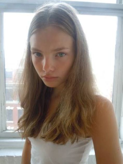 Ruslana Korshunova, Kristine Froseth, Wide Set Eyes, Alaska Young, Doll Aesthetic, Spring Breakers, Wide Face, Healthy Lifestyle Motivation, Model Aesthetic