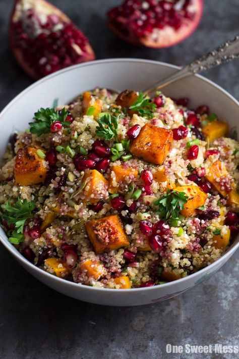 Roasted Butternut Squash Quinoa Salad - One Sweet Mess Squash Quinoa Salad, Superfood Breakfast Bowl, Butternut Squash Quinoa Salad, Best Quinoa Recipes, Squash Quinoa, Butternut Squash Quinoa, Superfood Breakfast, Salad Quinoa, Autumn Salad Recipes