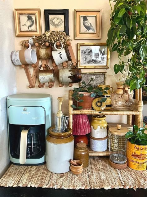 Boho Coffee Station, 70s Dining Room, Kitchen Ideas Luxury, Tea Station, Coffee Nook, Eclectic Kitchen, Dream Apartment Decor, Coffee Bar Home, Ideas Hogar