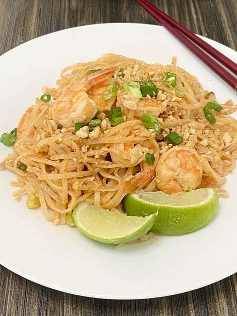 Easy Shrimp Pad Thai Easy Shrimp Pad Thai, Pad Thai With Shrimp, Simple Pad Thai Recipe, Pad Thai Shrimp, Shrimp Pad Thai Recipe, Social Tips, Shrimp Pad Thai, Noodles And Company, Thai Shrimp