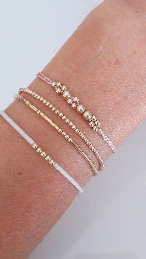 Blush Wedding Theme, Bridesmaid Gifts From Bride, Gold Bridesmaid Jewelry, Colour Wedding, Bridesmaid Gifts Unique, Gold Bridesmaids, Bridesmaid Gifts Jewelry, Jewelry Bracelets Gold, Gold Armband