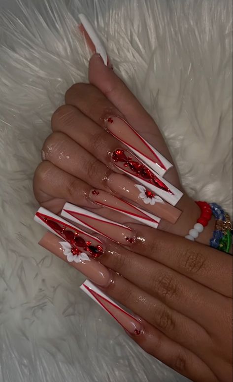 Red Bling Acrylic Nails, Long Red Acrylic Nails, Red Gem Nails, Instagram Baddie Acrylic Nails, Red Nails With Rhinestones, Red Bling Nails, Red Birthday Nails, Aqua Nails, Red Acrylic Nails