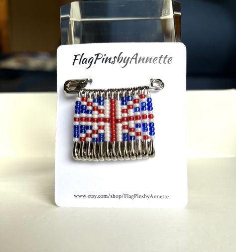 Afghan Flag, Safety Pin Jewelry Patterns, Great Britain Flag, French Manicure Nail Designs, Safety Pin Crafts, Safety Pin Jewelry, Braided Bracelet Diy, Safety Pin Brooch, Manicure Nail Designs