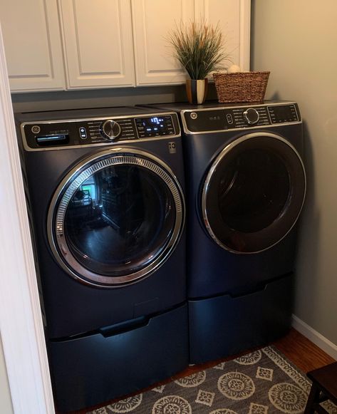 Blue Washer And Dryer, Washer And Dryer Laundry Room, Ge Washer And Dryer, Washer And Dryer Pedestal, Laundry Room Decor Diy, Washer Dryer Set, Pantry Laundry Room, Laundry Pedestal, Pantry Laundry