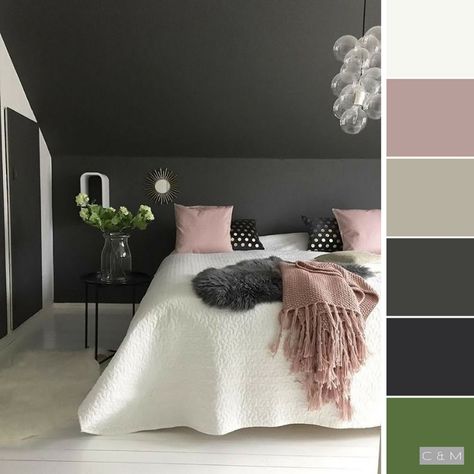 Khaki Bedroom Ideas, Green Bedroom Decor Ideas, Color For Bedroom, Pink Green Bedrooms, Khaki Bedroom, Charcoal Bedroom, Dusty Pink Bedroom, Pink And Grey Room, Rose Bedroom