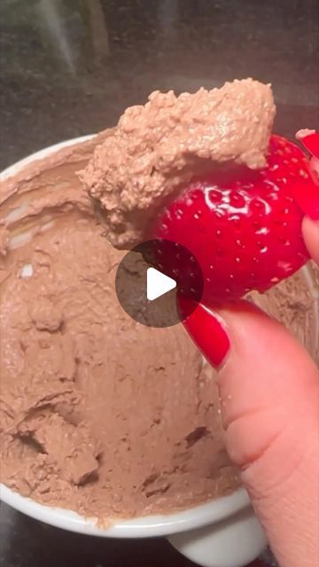 Truvani on Instagram: "Blood Sugar Balancing Edible Brownie Batter by @eatswithale 🍫🥰🍓  Only 2 minutes to make, & satisfies chocolate cravings with no blood-sugar spiking ingredients.  You’ll need: -1/2 cup yogurt -1 scoop of Truvani chocolate protein powder -1 tbsp cacao powder -dash of vanilla extract -dash of maple syrup -2 tbsp almond flour -2 tbsp ground flax * 🍓to dip are a must  Instructions: -in a bowl, mix all ingredients until a mousey doughy consistency forms (you can sweeten to your liking) -use strawberries, pretzels, any dippers your heart desires, or enjoy as is :)  #bloodsugarbalance #hormonebalance #easyrecipeideas #browniebatter #healthydessert #chocolatedessert #truvani" Extract Dna From Strawberries, Strawberry Whey Protein Recipes, Chocolate Covered Strawberry Protein Shake, Strawberry Protein Powder, Protein Brownie Batter, Edible Brownie Batter, Brownie Batter, Chocolate Protein Powder, Cacao Powder