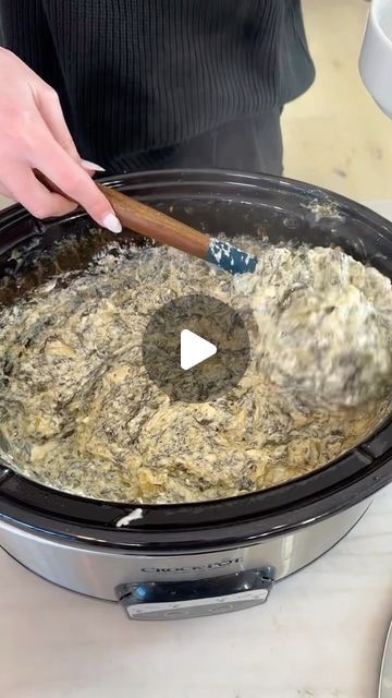 Spinach Artichoke Crockpot Dip, Spinach Dip In Crock Pot, Crockpot Spinach Recipes, Slow Cooker Spinach Dip, Easy Spinach Artichoke Dip Crockpot, Dips In Crockpot, Spinach Dip Crock Pot, Crock Pot Spinach Dip, Crockpot Spinach And Artichoke Dip