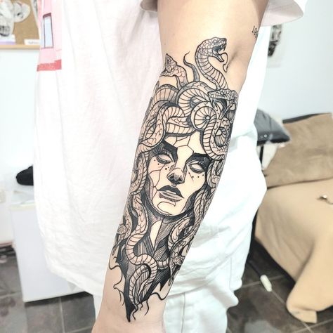 Forearm Tattoo Blackwork, Medusa Tattoo Forearm, Medusa Forearm Tattoo, Fore Arm Tattoos, Latest Tattoo Design, Forearm Sleeve, Medusa Tattoo, Latest Tattoos, Forearm Tattoos