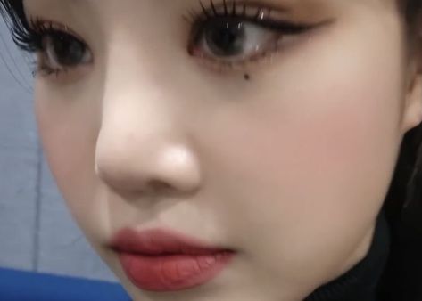 Under Eye Aesthetic, Mole Under Eye Aesthetic, Mole Aesthetic, Moles Aesthetic, Mole Under Eye, Moles On Face, Prince Girl, Eye Aesthetic, G Idle Soojin