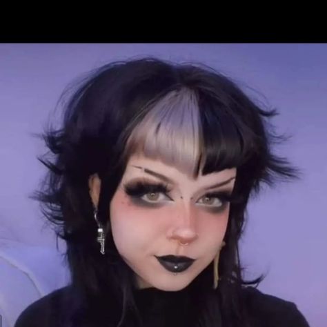 Seriously thinking about getting my hair cut like this tomorrow should I do it??? #hairinspo #gothhairstyle #gothhair #gothhairideas #althair #gothic #gothgirl #gothstyle #gothsofinstagram #fyp Gothic Hairstyles Short, Gothic Short Hair, Triangle Bangs Goth, Triangle Bangs, V Bangs Goth, Short Goth Hair, V Bangs, Gothic Shorts, Traditional Goth