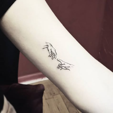 ✧･ﾟ. angrydinosaurx ✧* Tiny Tattoo Ideas, Typography Tattoo, Inner Arm Tattoo, Muster Tattoos, Delicate Tattoo, Cute Small Tattoos, Tattoo Equipment, Tiny Tattoo, Minimalist Tattoos