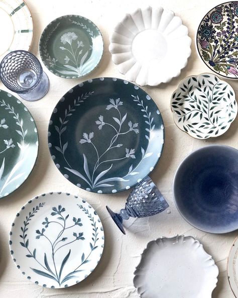 the ARK (@theark_) • Instagram photos and videos Limoges Porcelain Plates, Glaze Paint, The Ark, White Dinner Plates, Painted Plates, Hand Painted Plates, Ceramic Design, Porcelain Plates, Modern Pattern