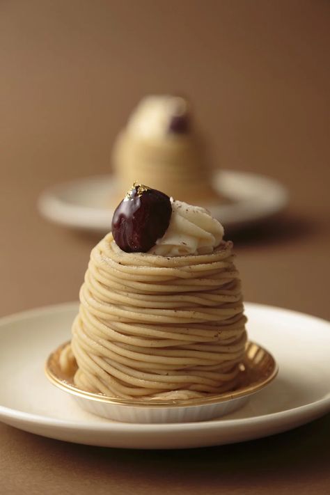 Recette mont-blanc onctueux aux marrons - Marie Claire Mont Blanc Dessert, France Dessert, French Pastries Recipes, Pastries Recipes, Food Reference, Thomas Keller, Baking Inspiration, Oc Stuff, French Pastries