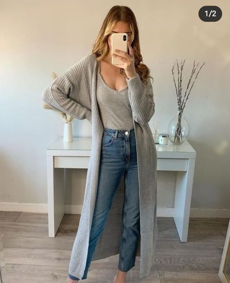 Shrugs With Jeans, Outfits With Grey Cardigan, Grey Shrug, Cardigan Outfits, Grey Cardigan, Grey Fashion, Trendy Outfits, Mom Jeans, Winter Outfits