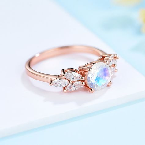 Rose Gold Moonstone Ring, Gold Moonstone Ring, Moonstone Rings, Silver Lab, Blood Diamond, Moonstone Stone, Rainbow Moonstone Ring, Natural Rainbow, Moonstone Ring