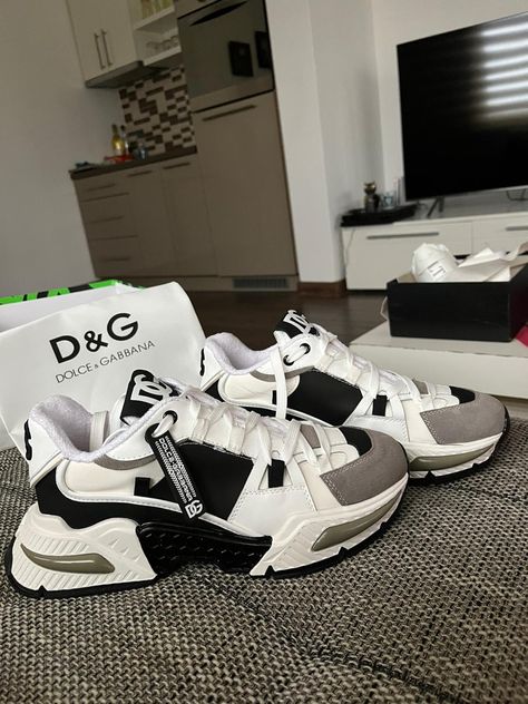 DG Dolce & Gabanna Sneakers Dior Homme Sneakers, Dolce And Gabbana Sneakers Women, Dolce And Gabbana Daymaster Sneakers, Dolce & Gabbana Tenis, Shoes Dolce Gabbana, Dolce Gabbana Sneakers, Dolce Gabbana Shoes, Brand Shoes, Slipper Shoes