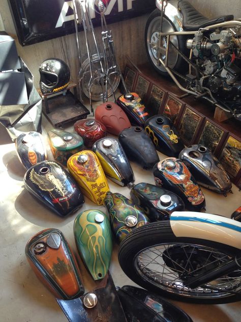 Chopper and Bobber Gas Tanks Gas Tank Paint, Chopper Tank, Motorcycle Workshop, Bike Tank, Custom Paint Motorcycle, Harley Bobber, Custom Tanks, Motorcycle Tank, Biker Art