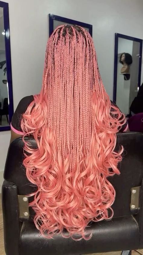 Pink French Curl Braids, Braids French Curls, French Curl Braids Hairstyles, Layered French Curl Braids, Euphoria Hair, French Curls Braids, Pink Braids, French Curl Braids, Braids French