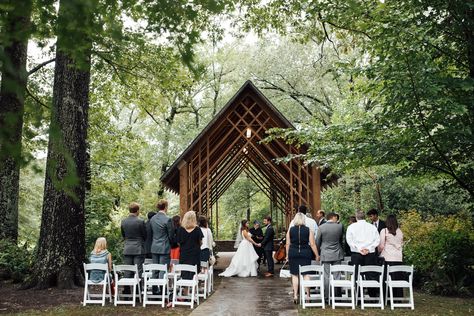 Candle Lit Wedding, Memphis Wedding, Downtown Wedding, Woodsy Wedding, Summer Beach Wedding, Botanical Gardens Wedding, Garden Wedding Venue, Rooftop Wedding, Inexpensive Wedding Venues