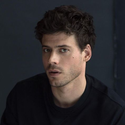 Dj Qualls, François Arnaud, Francois Arnaud, Sarah Wayne Callies, Phillip Schofield, Rebecca Black, Celebrity List, Tv Host, Gender Identity