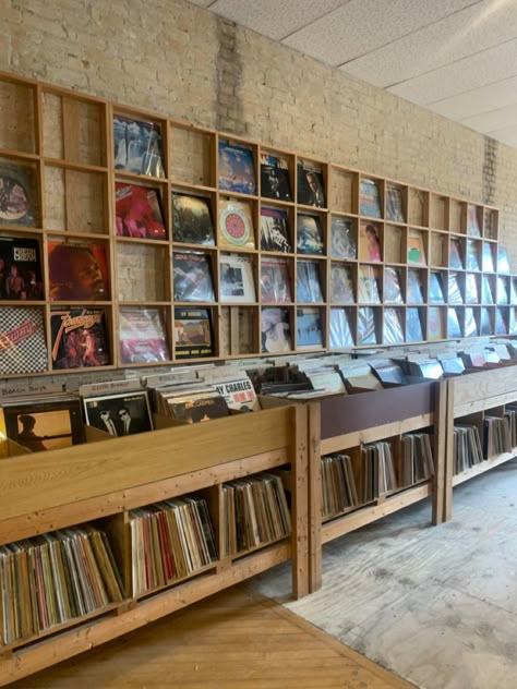 #vinyl #recordstore #aesthetic Records On Ceiling, Japanese Record Store, Vinyl Shop Aesthetic, Record Library, Record Store Aesthetic, Vinyl Setup, Record Bar, Vintage Record Store, Cd Display