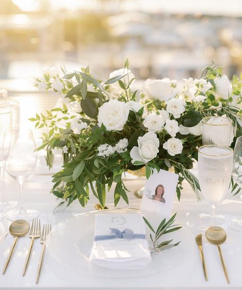 White Centerpieces, Taylor Wedding, White Centerpiece, Table Scape, Table Designs, Wedding 2024, Wedding Tables, Flowers Wedding, Table Design