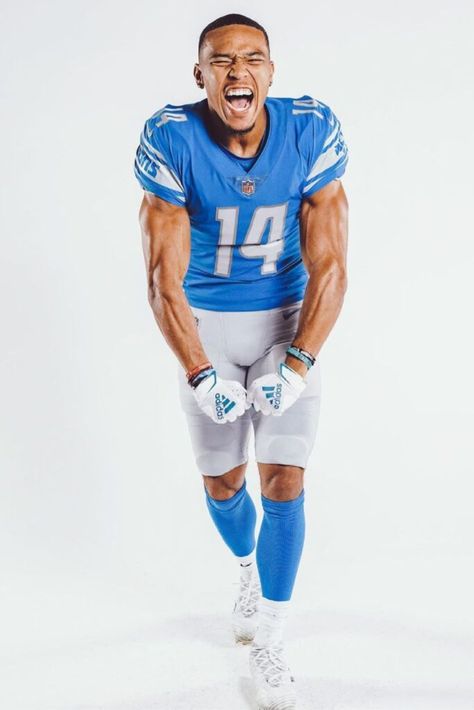 Amon-Ra St. Brown Bio: Family & More [2023 Update]- Players Bio Amon Ra St Brown, Nfl Football Videos, Football Wide Receiver, Nfl Wallpaper, Amon Ra, American Football Uniforms, Lion's Den, Football Videos, Detroit Lions Football