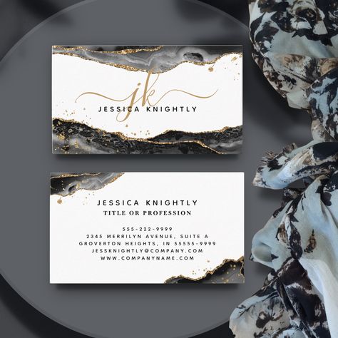 Modern, stylish professional business cards with black agate and faux gold glitter sparkle accents personalized with chic, elegant calligraphy script monogram initials. Aesthetics Business Cards, Calligraphy Business Cards, Aesthetics Business, Calligraphy Business, Elegant Business Cards Design, Gold Business Card, Canvas Learning, Elegant Calligraphy, Business Card Inspiration