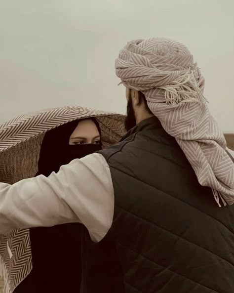 Islamic Couple, Halal Love, Muslim Couple Photography, In Sha Allah, Anime Muslim, Cute Muslim Couples, Hijabi Aesthetic, Muslim Couple, Muslim Lifestyle