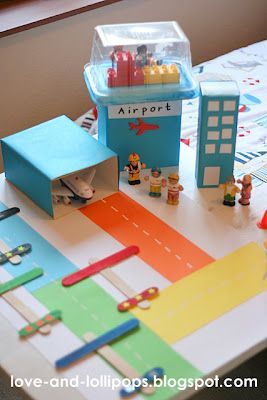 Love and Lollipops: Make an Airport (and some aeroplanes) Transport Eyfs, Airport Theme, Airplane Activities, Transportation Activities, Transportation Preschool, Airplane Theme, Transportation Theme, Small World Play, Dramatic Play