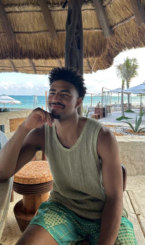 Quentin Grimes, Coconut Dream, Ideal Man, The Boy Is Mine, Streetwear Men Outfits, Guy Pictures, Light Skin, Black Love, Big Boys