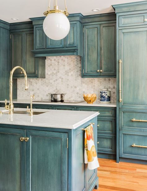 In all my years of sharing beautiful kitchens, this ranks right up there with one of the finest! Kathy Marshall of K. Marshall Design is the design talent behind the space, photographed by Michael J. Dapur Moden, Dapur Rustic, Distressed Kitchen Cabinets, Blue Kitchen Designs, Kitchen Cabinet Color Ideas, Distressed Kitchen, Beautiful Kitchen Cabinets, Kitchen Ikea, Turquoise Kitchen