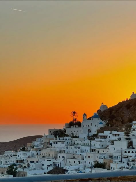 Ios Island Greece, Ios Greece Aesthetic, Greek Islands Aesthetic, Summer In Greece Aesthetic, Greece Summer Aesthetic, Greece Ios, Greek Sunset, Greece Aesthetics, Ios Greece